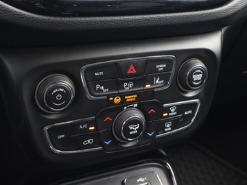 Jeep Compass II SUV 1.4 Multiair 170KM 2019 Jeep Compass 1.4 MultiAir, Salon Polska, zdjęcie 18