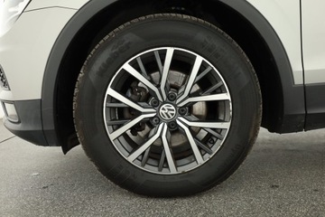 Volkswagen Tiguan II SUV 2.0 TDI 150KM 2017 VW Tiguan 2.0 TDI, Salon Polska, Serwis ASO, zdjęcie 18