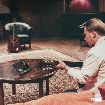 АКСЕССУАРЫ ДЛЯ КЛАССИЧЕСКОЙ ГИТАРЫ ТЮНЕР Учебный набор