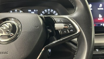Skoda Octavia IV Liftback 1.5 TSI EVO 150KM 2023 Škoda Octavia Skoda Octavia 1.5 TSI e-Tec, zdjęcie 21