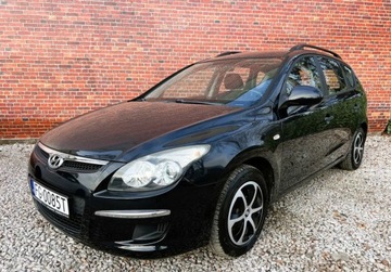 Hyundai i30 I Hatchback 1.4 109KM 2009 Hyundai i30 Klima Hak Isofix Gwarancja w cenie Warszawa VFJJ 1.4 Benzyna, zdjęcie 1