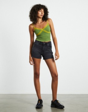 F0B003 ЧЕРНЫЕ ДЖИНСОВЫЕ ШОРТЫ ГОРОДСКАЯ ОДЕЖДА 26