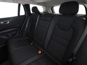 Volvo V60 II  2021 Volvo V60 mHEV automat full LED navi klima auto, zdjęcie 16