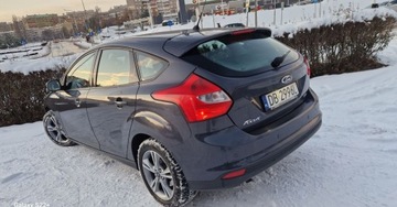 Ford Focus III Sedan Facelifting 1.0 EcoBoost 100KM 2014 Ford Focus Wzorowy Klima - Tempomat - Parkasist - Alufelgi - Zarejestrowa, zdjęcie 3