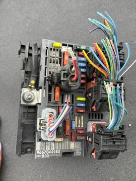 Модуль BSM R02 9667044980 Citroen Peugeot c5 III x7