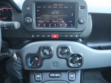 Fiat Panda III Hatchback 5d seria 4 0.9 8v TwinAir Turbo 85KM 2021 Fiat Panda 0.9 TwinAir, Salon Polska, zdjęcie 11