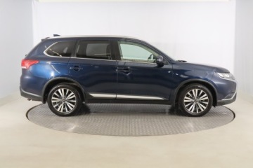 Mitsubishi Outlander III SUV Facelifting 2017 2.0 150KM 2018 Mitsubishi Outlander 2.0, Salon Polska, zdjęcie 5