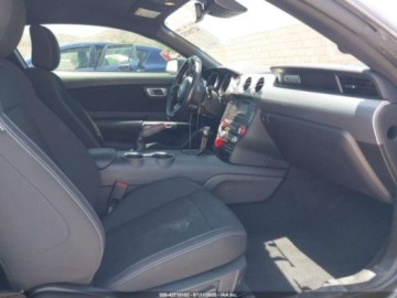 Ford Mustang VI Mach 1 5.0 Ti-VCT 460KM 2021 Ford Mustang GT Fastback 2021 5.0l 5.0 Benzyna 460KM, zdjęcie 9