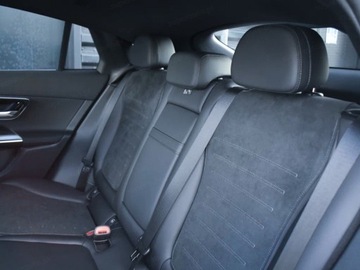 Mercedes GLC C254/X254 Coupe 2.0 200 204KM 2026 GLC Coupe 200 4-Matic AMG Line 2.0 (204KM) 2026, zdjęcie 10