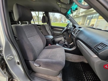 Toyota Land Cruiser IV 3.0 D-4D 163KM 2005 TOYOTA LAND CRUISER 3.0l diesel DOHC 166KM * Bezwypadkowy * konserwacja, zdjęcie 28