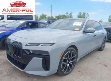 BMW Seria 7 G70 2023 BMW Seria 7 760 I Xdrive 2023 4.4 Benzyna 536KM