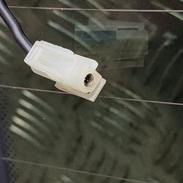 BMW 7 F01 F02 F03 F04 2011 SKLO (OKNO) ZADNÍ