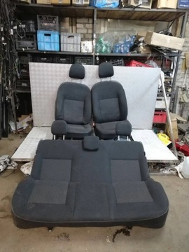 Dacia Duster FOTELE KANAPA PASY