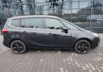 Opel Zafira C Tourer 2.0 CDTI ECOTEC 165KM 2013 Opel Zafira Opel Zafira C Bogate wyposazenie 2.0 Diesel 165KM, zdjęcie 5