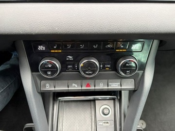 Skoda Karoq Crossover 1.0 TSI 115KM 2018 Škoda Karoq Skoda Karoq Automat LEDy Podgrzewane, zdjęcie 26