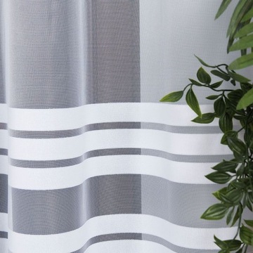 ГОТОВАЯ ШТОРА 240 х 400 СМ. С УЗОРНОЙ ЛЕНТОЙ ВНИЗУ