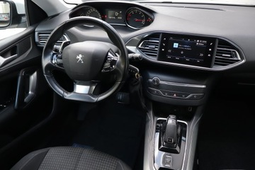 Peugeot 308 II SW Facelifting 1.2 PureTech 130KM 2018 Peugeot 308 1.2 PureTech, Salon Polska, Automat, zdjęcie 6