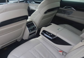 BMW Seria 7 G11-G12 Sedan Facelifting 3.0 750d 400KM 2020 BMW Seria 7 50d xDrve Dealer BMW Bonkowscy 3.0 Diesel 400KM, zdjęcie 13