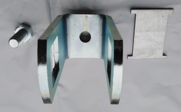 Зажим боковой роликовый 30х30мм для лодочного прицепа