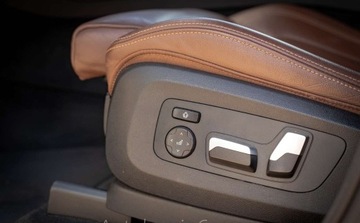 BMW X5 G05 SUV 3.0 40i 333KM 2020 BMW X5 BMW X5 G05 3.0 xDrive 40i 333KM Mild-hybrid 3.0 Benzyna 333KM, zdjęcie 12