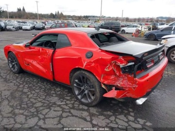 Dodge Challenger III 2023 Dodge Challenger RT Scat Pack 2023 6.4l 6.4 Benzyna 485KM, zdjęcie 3