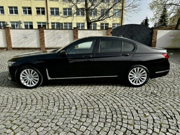 BMW Seria 7 G11-G12 Sedan Facelifting 3.0 740d 340KM 2022 BMW 740 Luxury Line Najbogatsza wersja 2022, zdjęcie 2