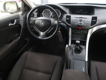 Honda Accord VIII Sedan 2.0 VTEC 156KM 2014 Honda Accord 2.0 i-VTEC, GAZ, Xenon, Bi-Xenon, zdjęcie 6