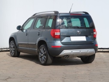 Skoda Yeti Outdoor 2.0 TDI 150KM 2016 Skoda Yeti 2.0 TDI, Navi, Klima, Klimatronic, zdjęcie 3