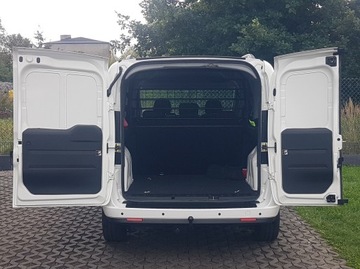 Fiat Doblo IV 2020 FIAT DOBLO MAXI 5 OSÓB DŁUGI KLIMA 6-BIEGÓW 2X DRZWI BOCZNE PRZESUWNE, zdjęcie 4