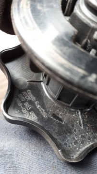 A4 B8 S4 РУЧКА КРЕПЛЕНИЯ ЗАДНЕГО КОЛЕСА 8K0803899