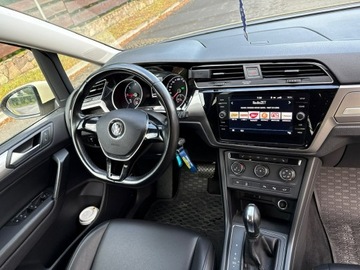 Volkswagen Touran III 2020 Volkswagen Touran 2.0 TDI DSG Aut. 7 osobowy 2020, zdjęcie 9