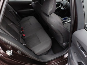 Toyota Corolla XII TS Kombi Facelifting 1.8 Hybrid 140KM 2023 Toyota Corolla 1.8 Hybrid Comfort Seria E21 (2019-, zdjęcie 12