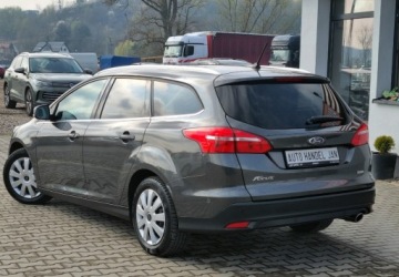 Ford Focus III Kombi Facelifting 1.5 EcoBoost 150KM 2018 Ford Focus 1,5 Benzyna 150KM Xenon Navi Kamera Led Serwis 1.5 Benzyna, zdjęcie 3