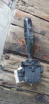 DAIHATSU TERIOS II MINCE PŘEPÍNAČ STĚRAČE