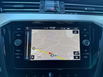 Volkswagen Passat B8 Variant Facelifting 2.0 TDI SCR 200KM 2022 Volkswagen Passat 2.0TDI 200KM Elegance DSGKameraMATRIXACCNiski PrzebiegAS, zdjęcie 22