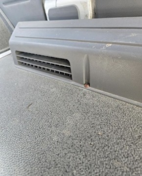 Volkswagen Crafter I Kombi 2.5 TDI 109KM 2010 Volkswagen Crafter Auto po duzym serwisie 9 Osobowy. 2.5 Diesel 109KM, zdjęcie 14