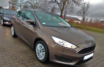 Ford Focus III Hatchback 5d facelifting 1.6 Ti-VCT 105KM 2017 Ford Focus III 1,6i16V LPG, zdjęcie 2