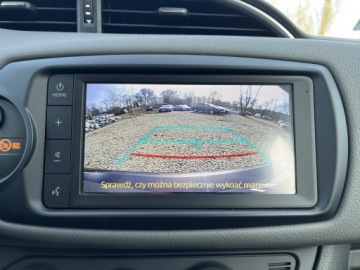 Toyota Yaris III Hatchback 5d Facelifting 2017 1.5 Dual VVT-iE 111KM 2020 Toyota Yaris 1.5 Premium III (2011-2019) 1.5 Premi, zdjęcie 8