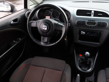 Seat Leon II 2.0 FSI 150KM 2005 Seat Leon 2.0 FSI, Klima, Klimatronic, El. szyby, zdjęcie 6