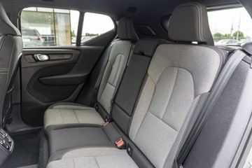 Volvo XC40 Crossover Facelifting 2.0 B4 197KM 2024 Volvo XC 40 B4 197KM FV23%, zdjęcie 11