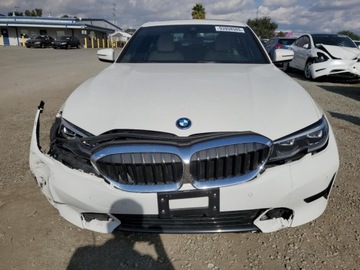 BMW Seria 3 G20-G21 2022 BMW Seria 3 330e 2022 2.0l 2.0 Hybryda 288KM, zdjęcie 5