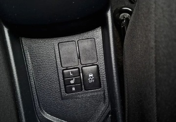 Toyota Yaris III Hatchback 5d Facelifting 1.0 VVT-i 69KM 2015 Toyota Yaris Benzyna Klima Kamera 5 Drzwi Elek..., zdjęcie 14
