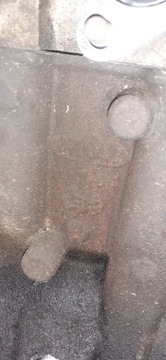 ДВИГАТЕЛЬ С ГОЛОВЫМИ СТОЙКАМИ RENAULT KANGOO I 1.5DCI K9K