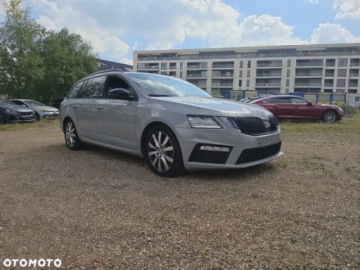 Skoda Octavia III RS Kombi Facelifting 2.0 TSI 245KM 2018 Skoda Octavia Skoda Octavia 2.0 TSI DSG RS 245 2.0 Benzyna 245KM, zdjęcie 1