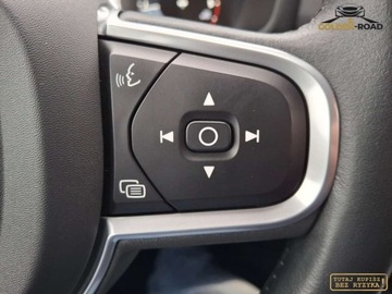 Volvo V60 II  Kombi 2.0 D3 150KM 2020 Volvo V60 2,0 D3 150KM klima elektryka led alu navi tempomat oplacony 2.0, zdjęcie 16