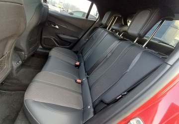 Peugeot 2008 II e-SUV Elektryczny 50kWh 136KM 2023 Peugeot 2008 e-2008 GT Pack 136 KM I wl. Gwarancja FV23 Elektryczny, zdjęcie 32