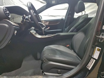 Mercedes Klasa E W213 2022 Mercedes-Benz Klasa E 350 4Matic 2022 2.0L 2.0 Benzyna 255KM, zdjęcie 7
