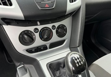 Ford Focus III Kombi 1.6 Duratec 125KM 2012 Ford Focus Zadbany 1.6 Benzyna 125KM, zdjęcie 33