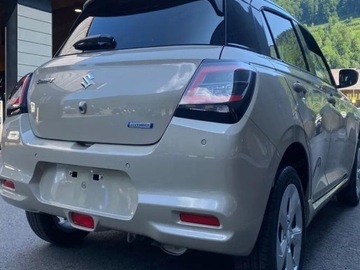 Suzuki Swift VI Hatchback Facelifting 1.2 DualJet SHVS 83KM 2025 SUZUKI Swift Premium Plus 1.2 Dualjet SHVS Hatchback 83KM 2025, zdjęcie 1