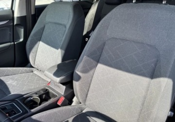 Volkswagen Golf VIII Variant 1.5 eTSI 150KM 2023 Volkswagen Golf 1.5 eTSI 150KM LIFE DSG Fotele Podgrzewane Kamera Cofania, zdjęcie 18